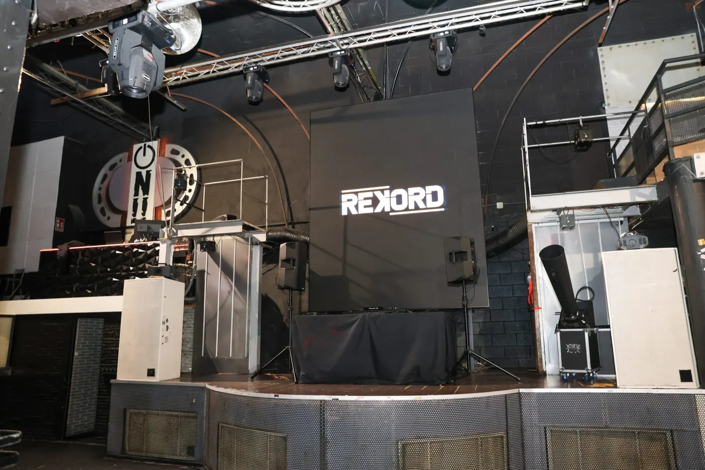 Local 5 · foto 3